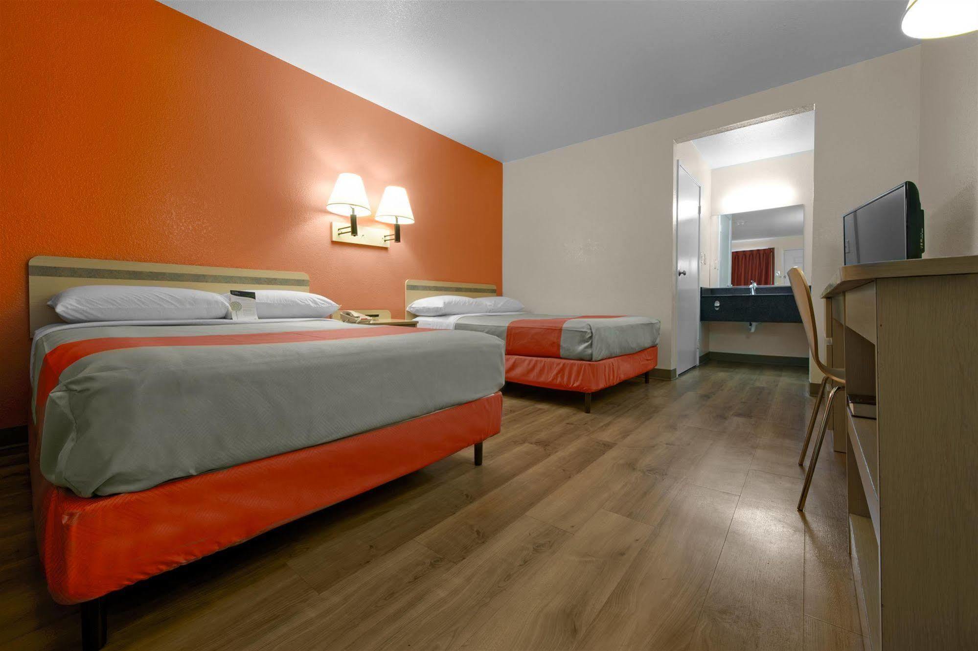 Motel 6-Santa Rosa, Ca - North מראה חיצוני תמונה