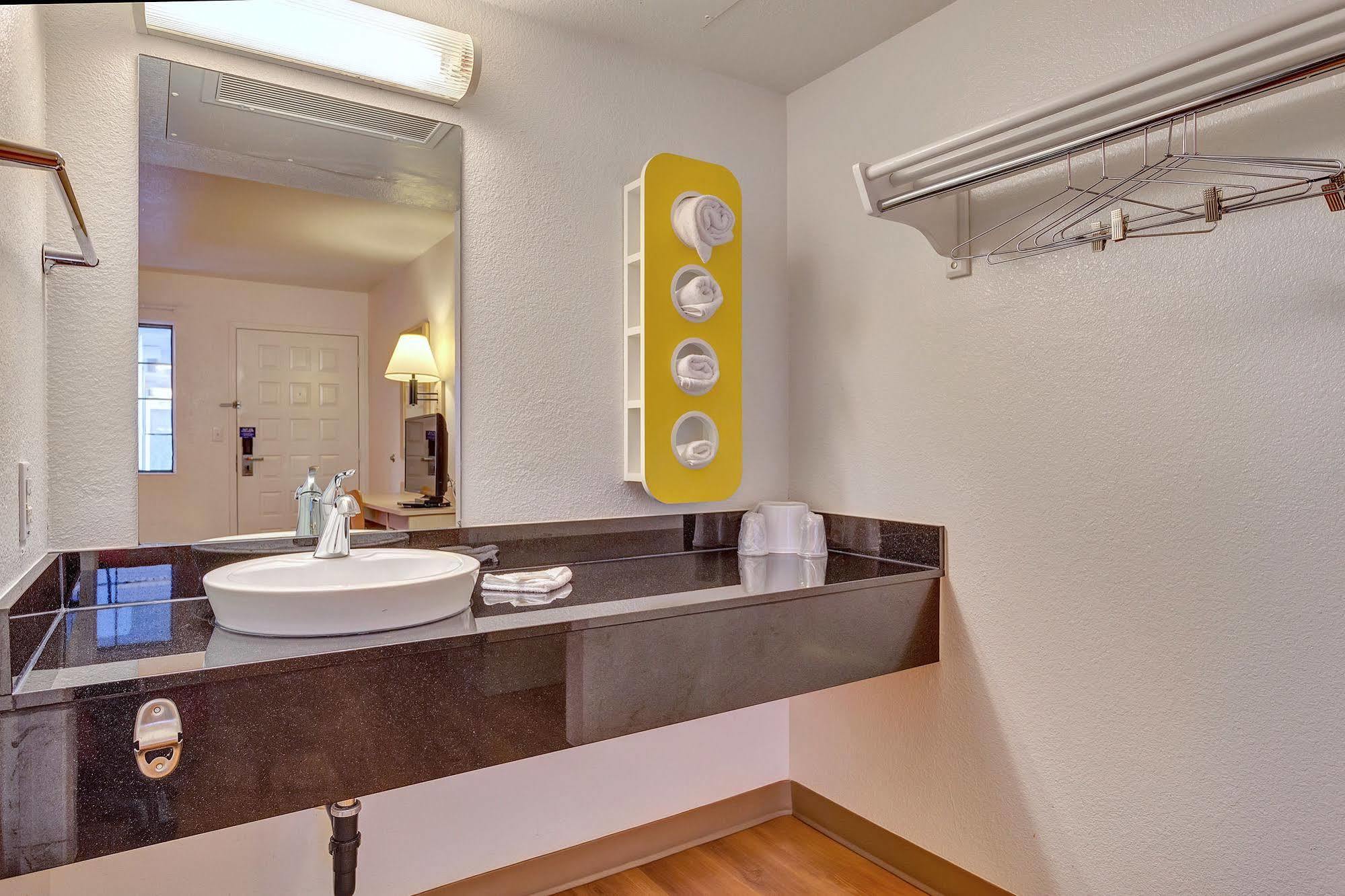 Motel 6-Santa Rosa, Ca - North מראה חיצוני תמונה
