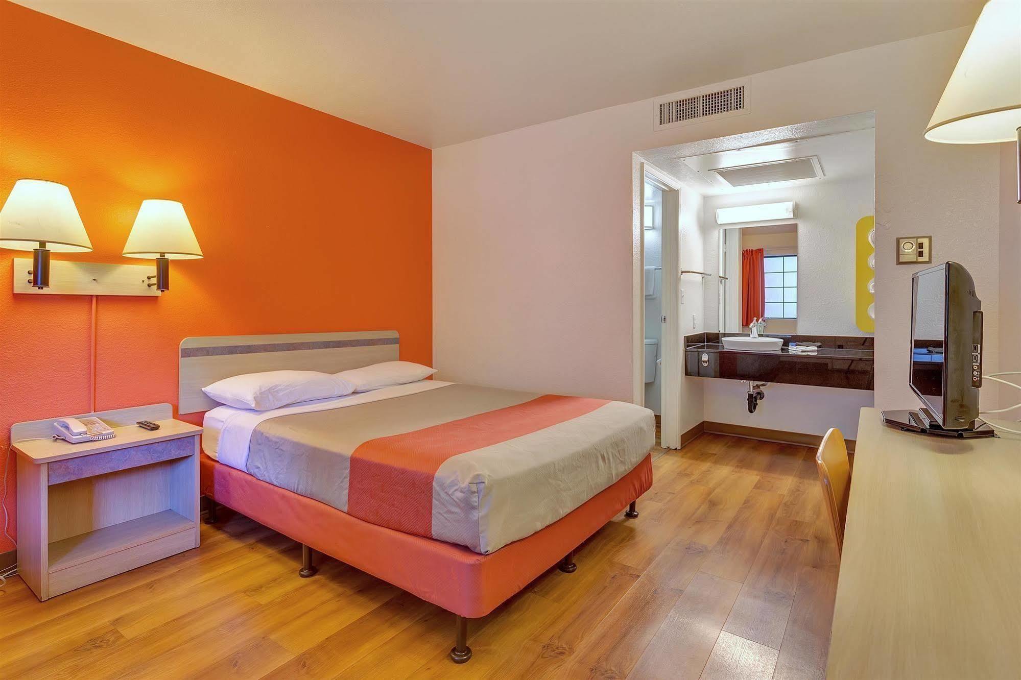 Motel 6-Santa Rosa, Ca - North מראה חיצוני תמונה
