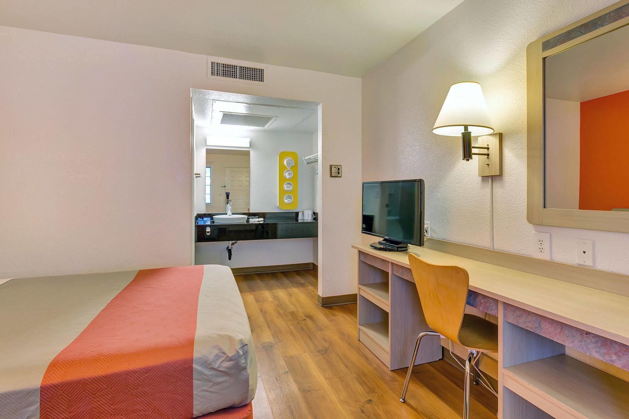 Motel 6-Santa Rosa, Ca - North מראה חיצוני תמונה