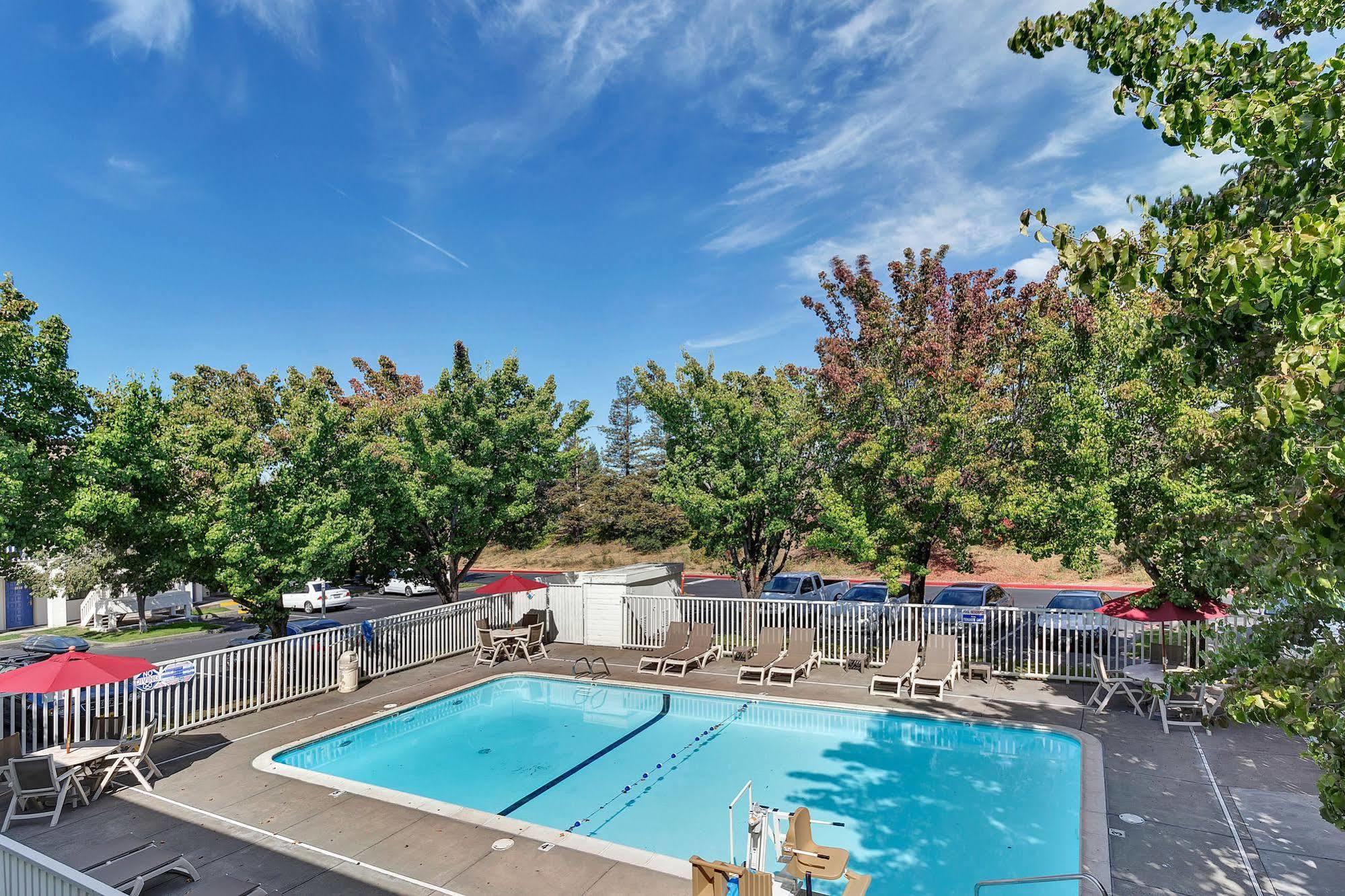 Motel 6-Santa Rosa, Ca - North מראה חיצוני תמונה
