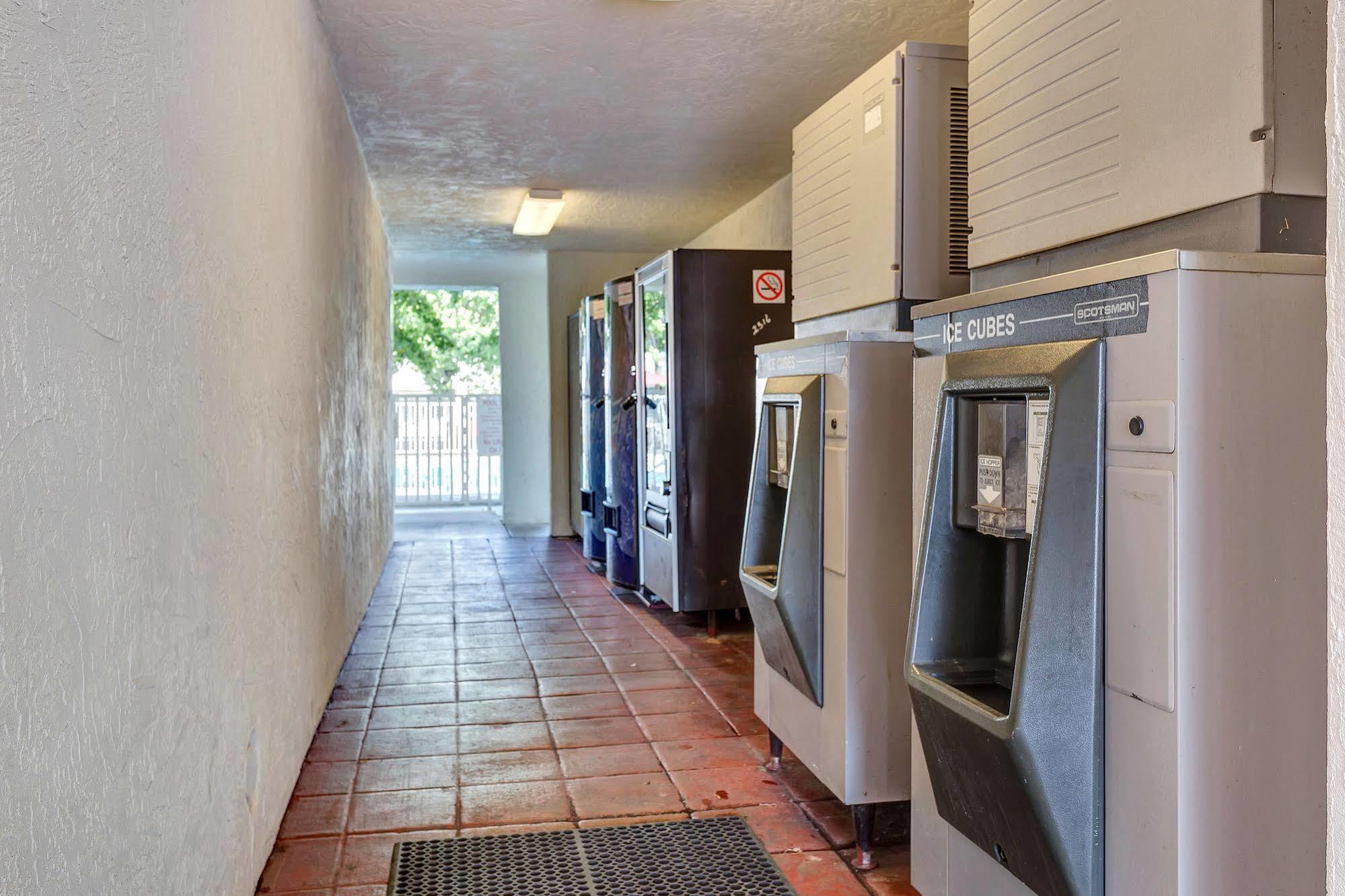 Motel 6-Santa Rosa, Ca - North מראה חיצוני תמונה